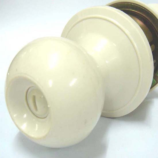 กุญแจลูกบิด PVC - Plastic Lock (AWA-6200-Cream) ตลับเมตร  เทปวัด  กุญแจ  ลูกบิด  กลอนประตู  คันผลักประตูหนีไฟ  ตาแมว  ลูกบิดสแตนเลส  บานพับ 