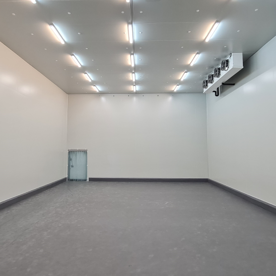 Freezer Room ห้องแช่แข็ง บริการรับสร้างห้องเย็น  รับติดตั้งห้องเย็น  รับสร้างห้องเย็น นครปฐม 